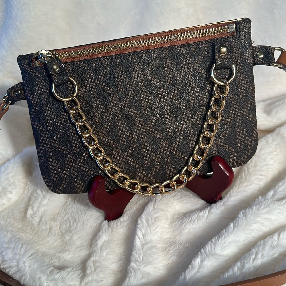 Michael Kors Belt Bag or shoulder purse Medium